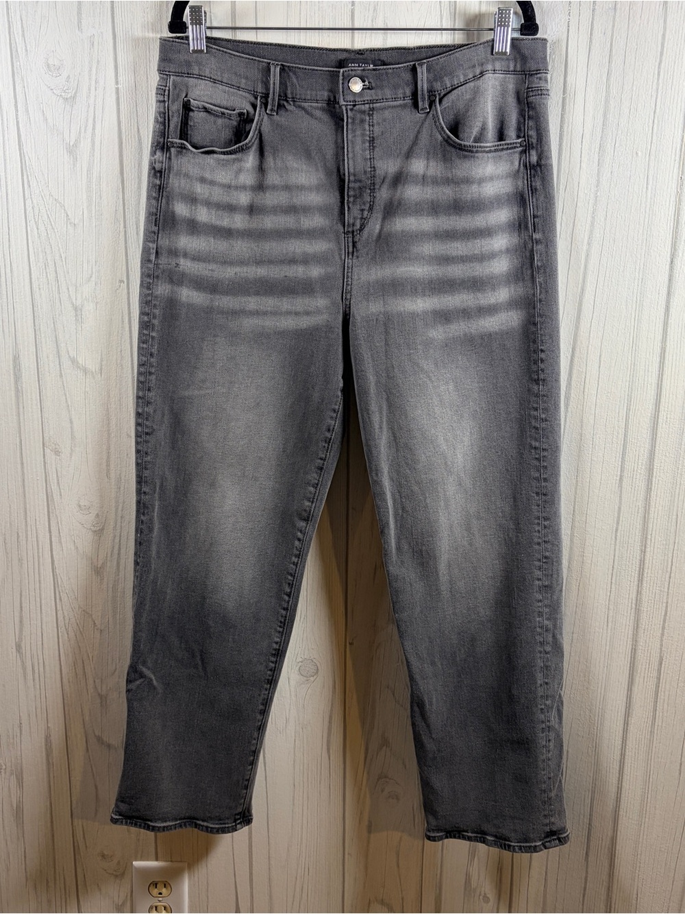 ANN TAYLOR The Straight High Rise in Washed Black, Size 14